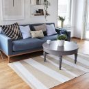 Tapis de couloir ARE rayé blanc et beige SOFIE SJOSTROM DESIGN