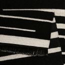 Tapis Carpets & CO. moderne SKID MARKS noir et blanc