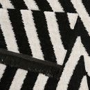 Tapis EDGY CORNERS Noir et Blanc - Carpets & CO