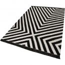 Tapis EDGY CORNERS Noir et Blanc - Carpets & CO