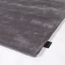 Tapis tufté main ANNAPURNA gris foncé Angelo en viscose