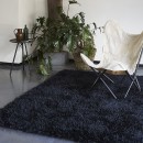 Tapis shaggy COOL GLAMOUR noir Esprit Home