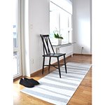 Tapis de couloir ARE SOFIE SJOSTROM DESIGN rayé gris et blanc