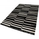 Tapis noir et blanc moderne SKID MARKS Carpets & CO.